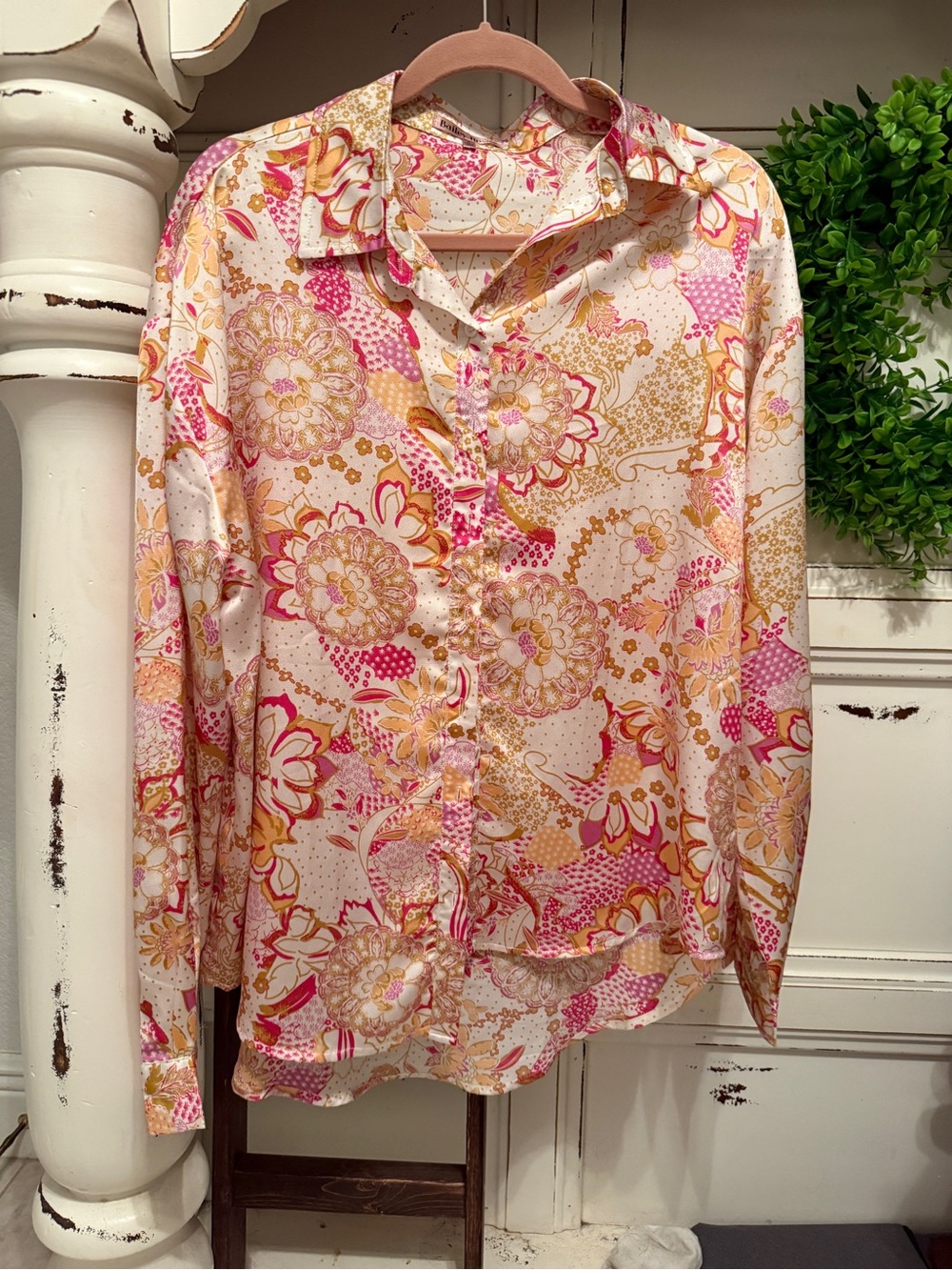 Women's Floral Button-Up Blouse - Pink & Gold